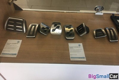 Декоративные накладки на педали VW