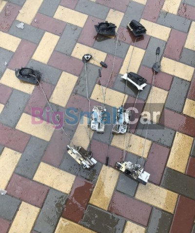 Замок двери Peugeot 206 1.4